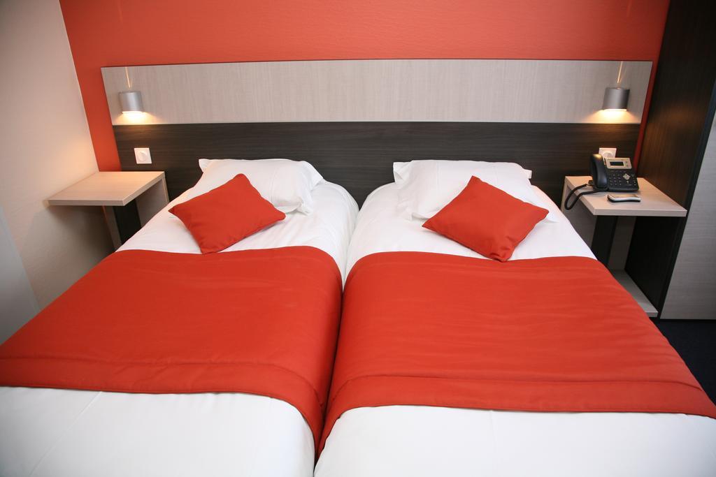 Logis Hotel- Restaurant La Renaissance Baccarat Rom bilde