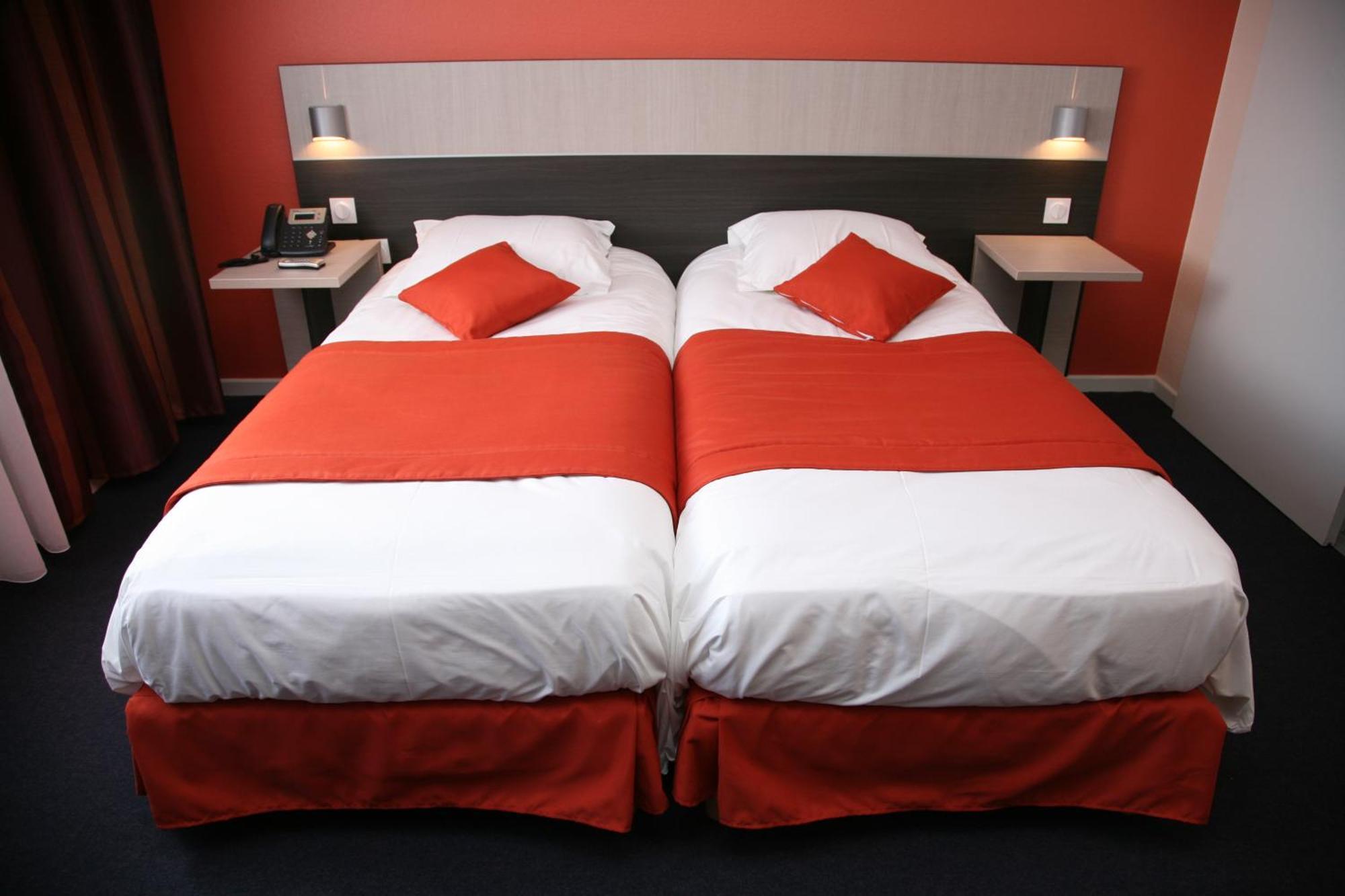 Logis Hotel- Restaurant La Renaissance Baccarat Rom bilde