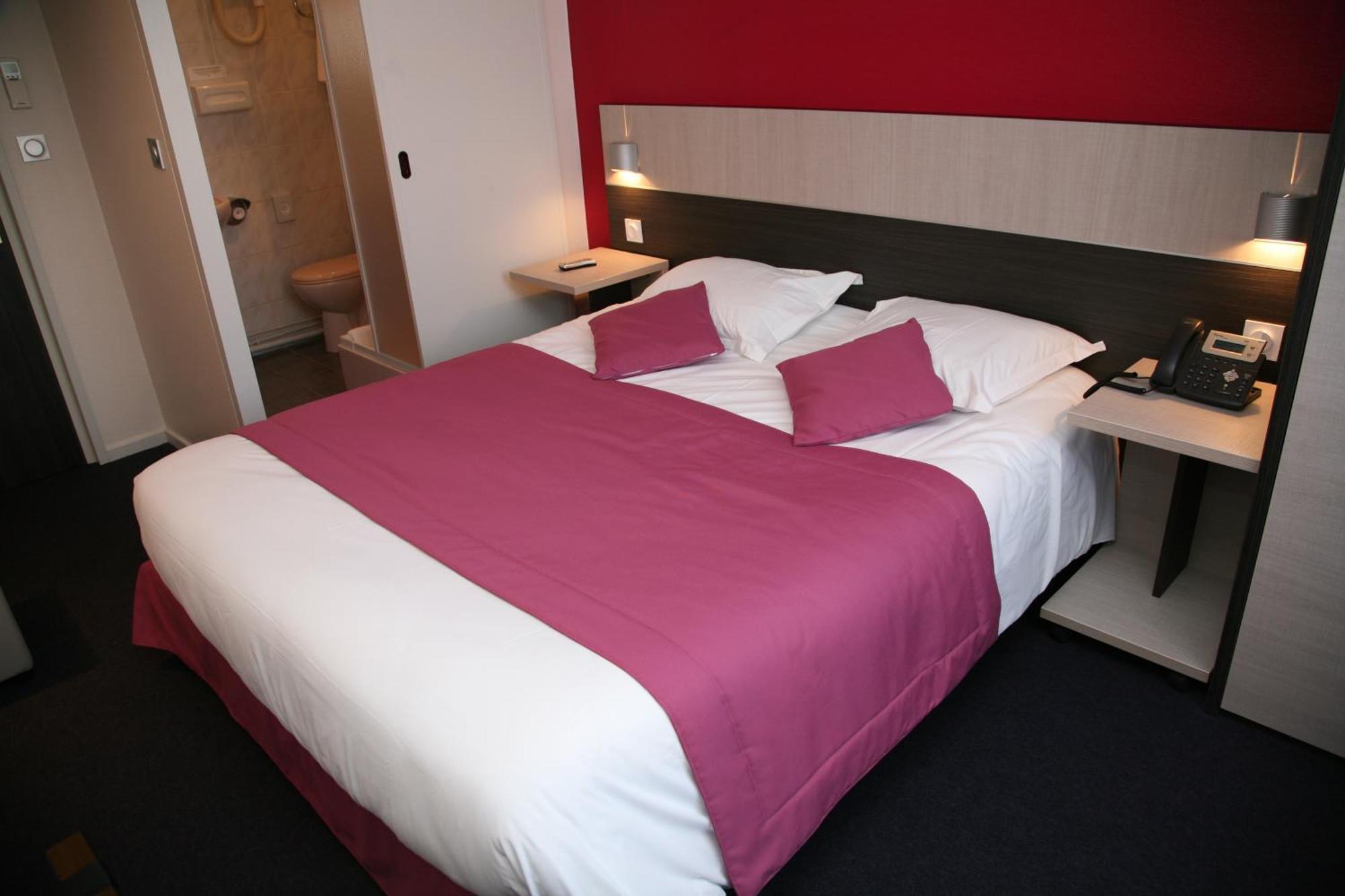 Logis Hotel- Restaurant La Renaissance Baccarat Rom bilde